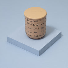 Load image into Gallery viewer, Mægen Vox Candle, Busts - Deadnettle & Tobacco