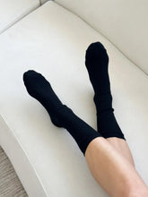 Load image into Gallery viewer, Le Bon Shoppe Trouser Socks