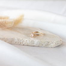 Load image into Gallery viewer, Morganite Cushion hringur, stærð 56 EU