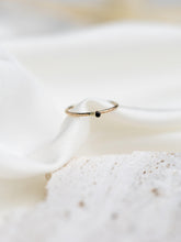 Load image into Gallery viewer, Black Spinel Ring