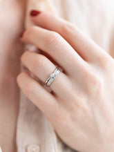 Load image into Gallery viewer, Classic Diamond Ring, 14k Palladium White Gold
