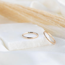 Load image into Gallery viewer, Hammered Ring
