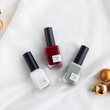 Load image into Gallery viewer, Christmas Nail Polish Bundle