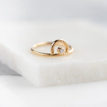 Load image into Gallery viewer, 14k Solar Diamond Ring