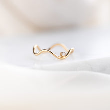Load image into Gallery viewer, Diamond Wave Ring