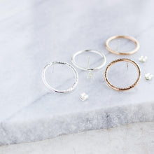 Load image into Gallery viewer, Bold Circle Earrings
