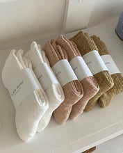 Load image into Gallery viewer, Cottage Socks