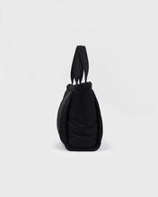 Hlaða mynd inn í gallerískoðara, Sandqvist CURVE Tote Bag, Black