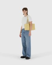 Hlaða mynd inn í gallerískoðara, BAGGU Bowler Bag, Butter Yellow