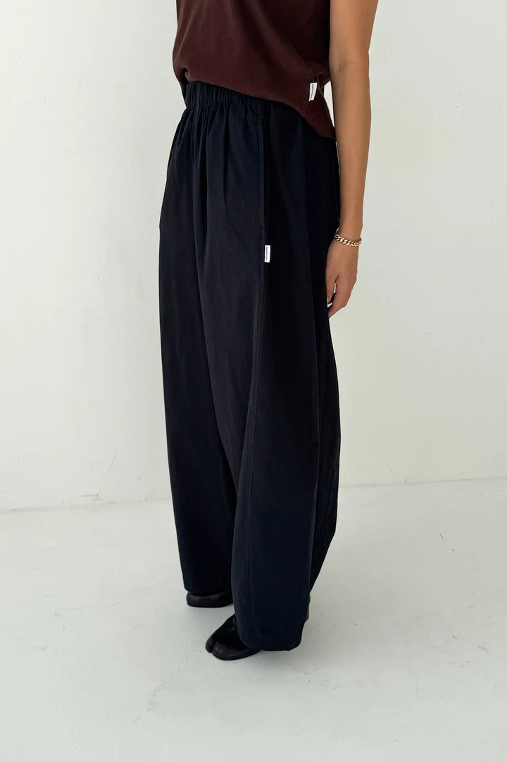 Parachute Pants, Black