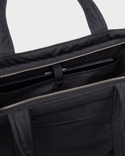 Hlaða mynd inn í gallerískoðara, Sandqvist CURVE Tote Bag, Black