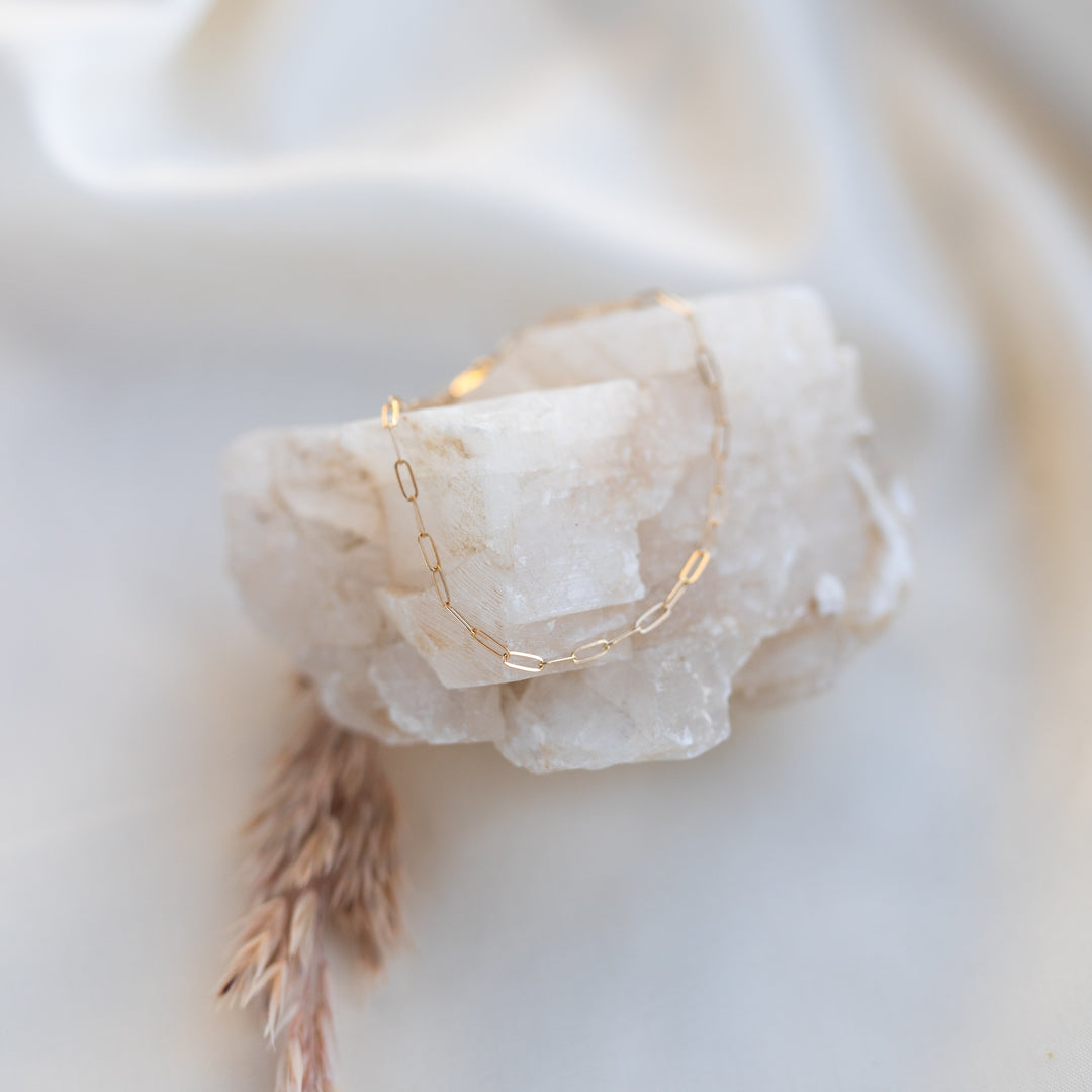 14k Slim Luna Bracelet