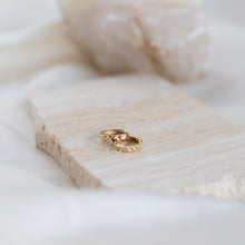 Load image into Gallery viewer, 14k Diamond Cut Huggies