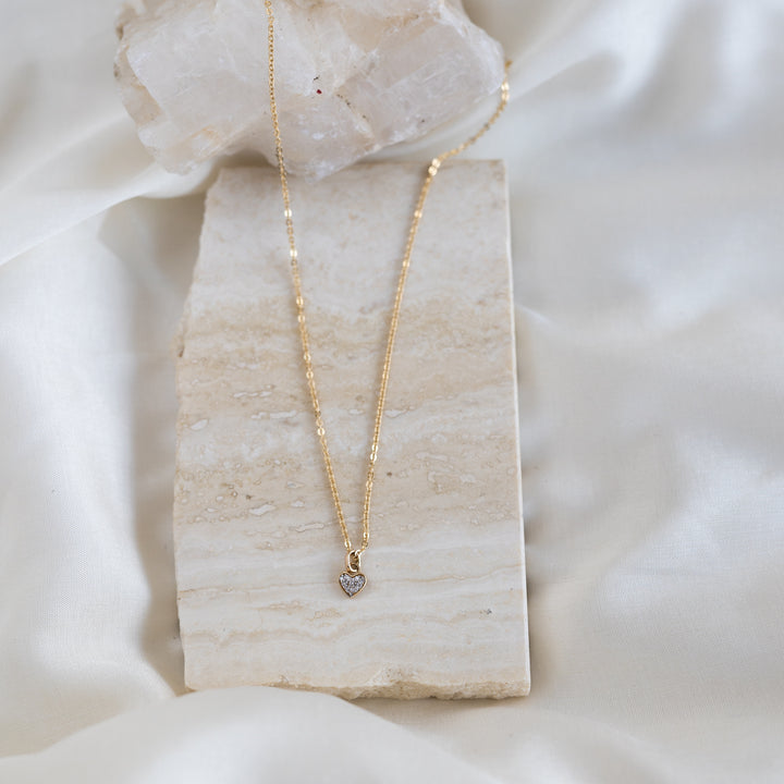 14k Diamond Heart Charm hálsmen