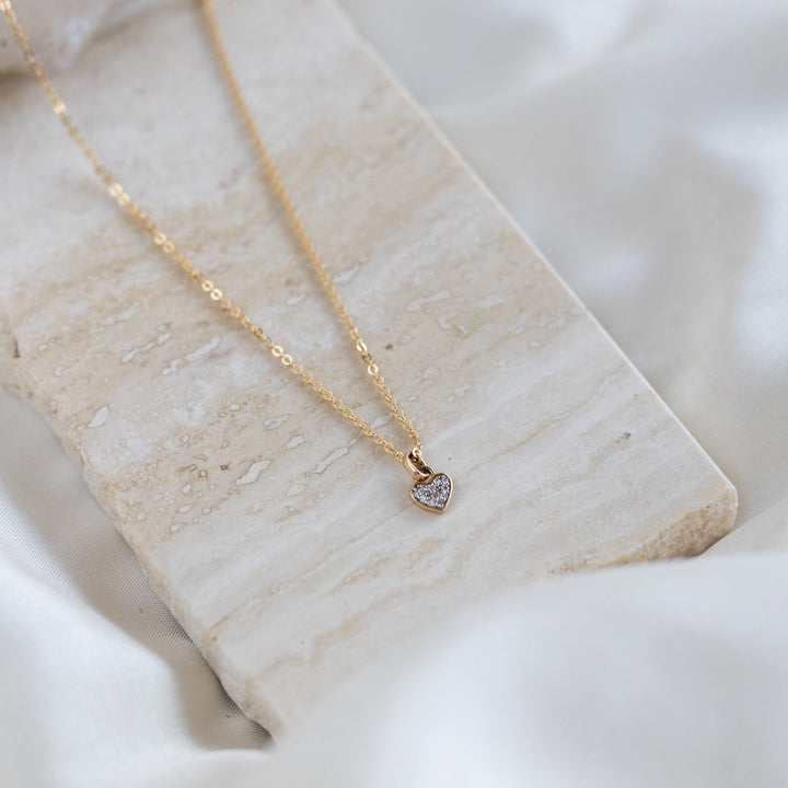 14k Diamond Heart Charm hálsmen