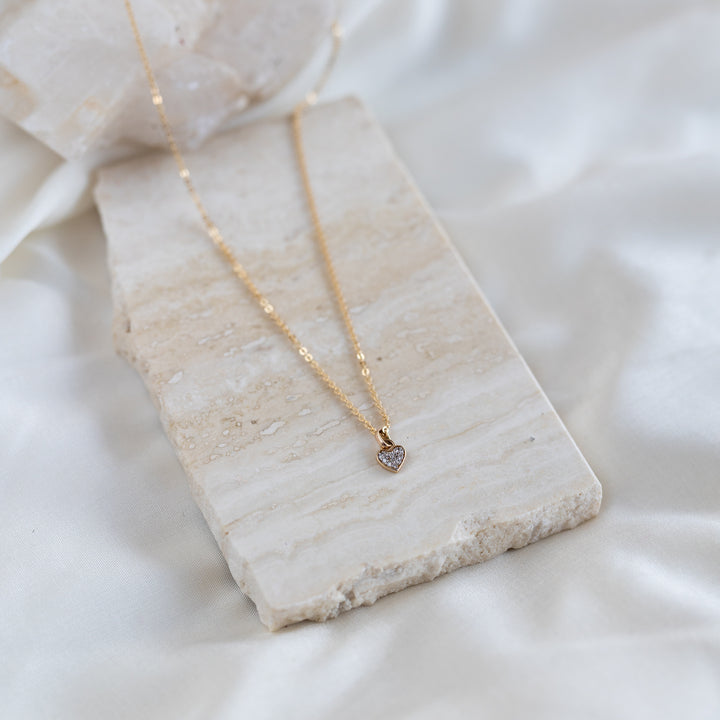 14k Diamond Heart Charm hálsmen