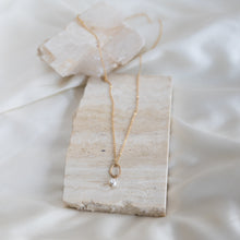 Load image into Gallery viewer, 14k Petite Vök Necklace, Pearl