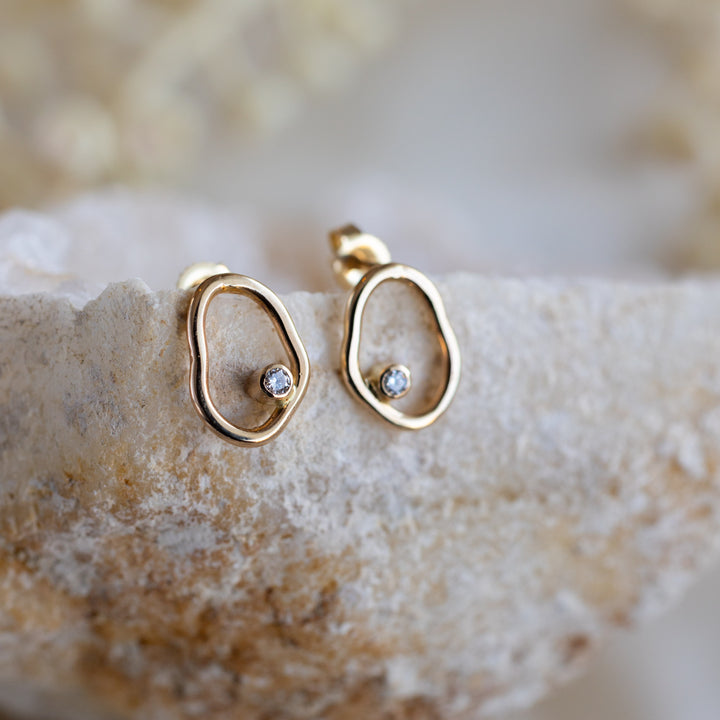 14k Diamond Vök Studs