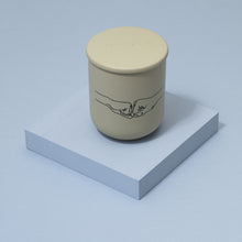 Load image into Gallery viewer, Mægen Candle, Fist Bump - Vanilla Cream &amp; Brown Sugar