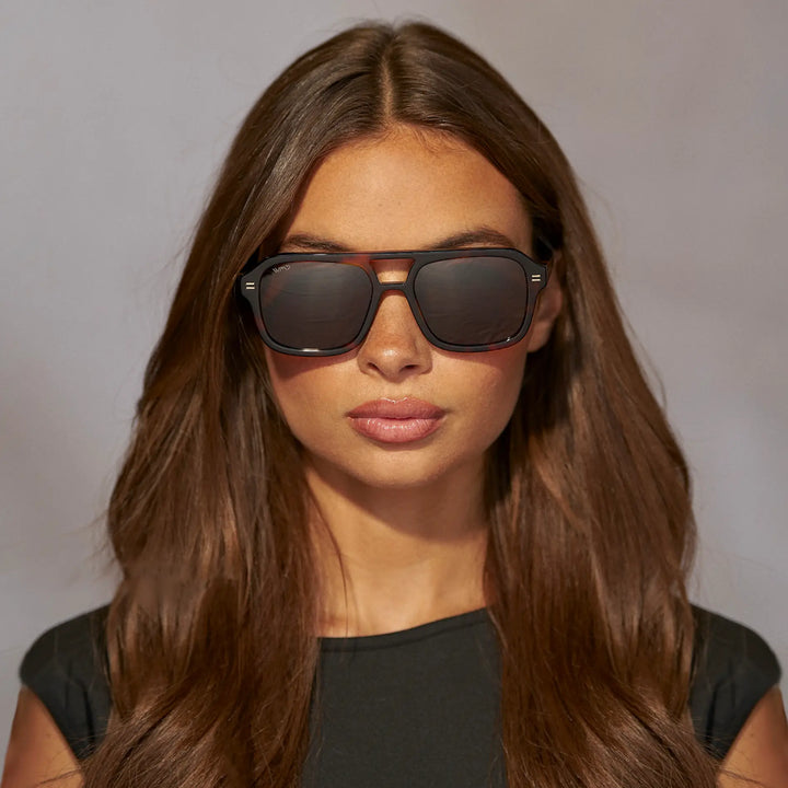 WMP Sydney Sunglasses, Brown Tortoise