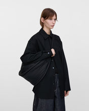 Hlaða mynd inn í gallerískoðara, Sandqvist CURVE Large Half Moon Bag, Black