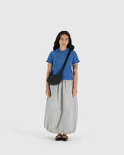Load image into Gallery viewer, BAGGU Small Crescent Bag, Black