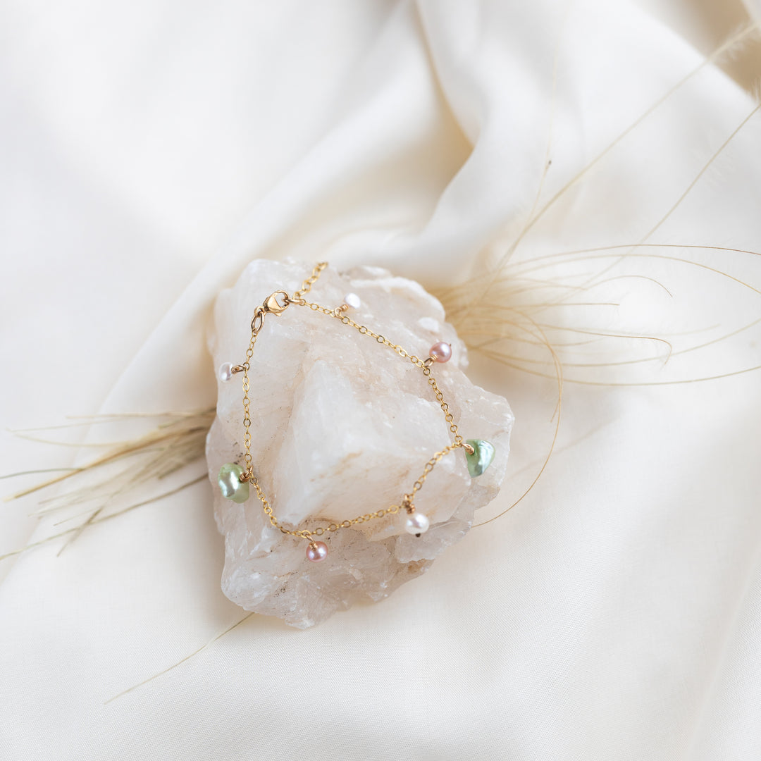 Blossom Pearl Bracelet
