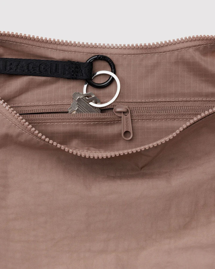BAGGU Crescent Bag, Toasted Almond