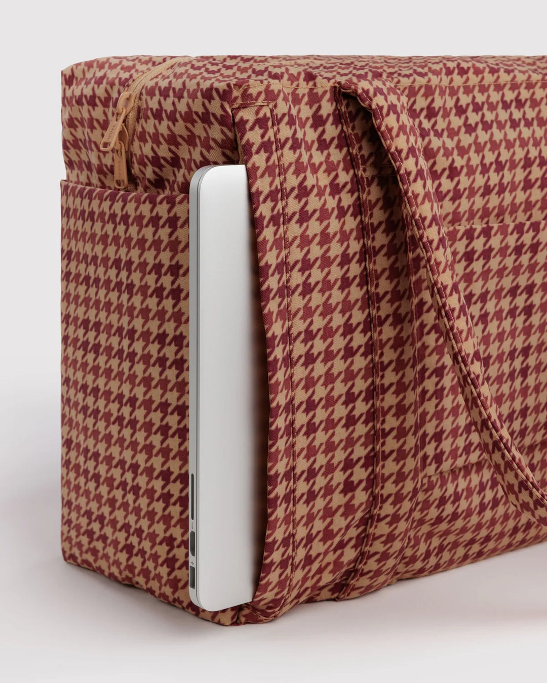 PRESALE - BAGGU Small Cloud Carry On, Tan Houndstooth