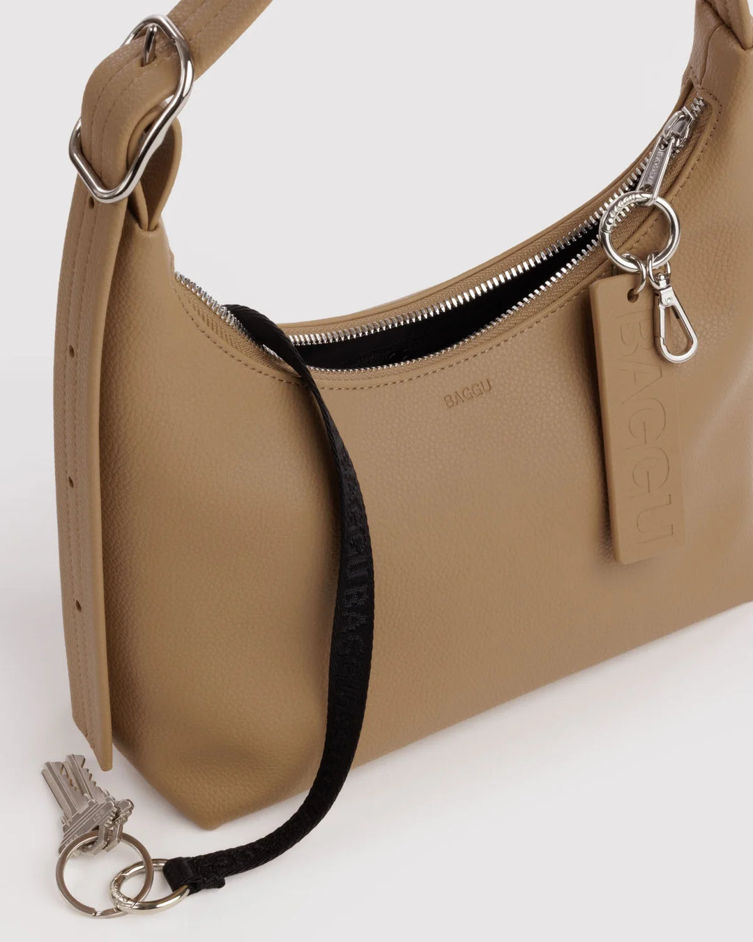 BAGGU Small Recycled Leather Shoulder Bag, Dune