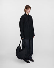 Hlaða mynd inn í gallerískoðara, Sandqvist CURVE Large Half Moon Bag, Black