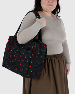 BAGGU Small Cloud Carry On, Painted Wildflowers