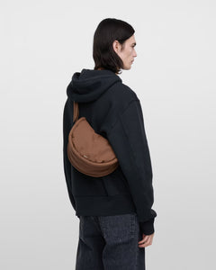 Sandqvist CURVE Half Moon Bag Mini, Taupe