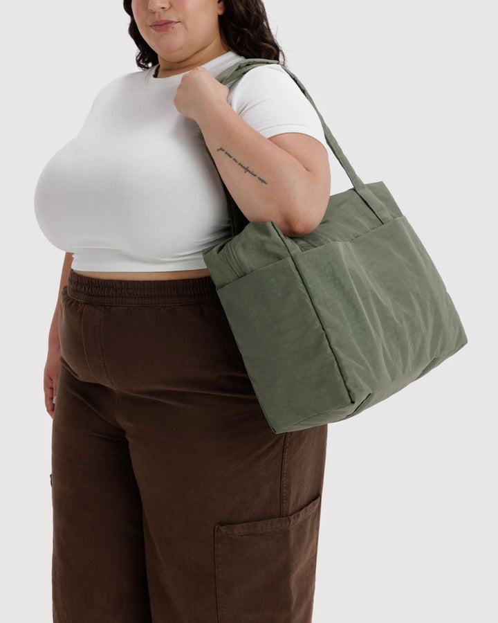 PRESALE - BAGGU Small Cloud Carry On, Caper