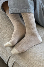 Hlaða mynd inn í gallerískoðara, Le Bon Shoppe Cashmere Socks