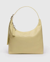 Hlaða mynd inn í gallerískoðara, BAGGU Recycled Leather Shoulder Bag, Straw