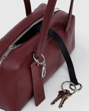 Hlaða mynd inn í gallerískoðara, BAGGU Small Recycled Leather Bowler Bag, Mahogany