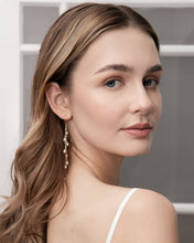 Load image into Gallery viewer, Waterfall Pearl Earrings