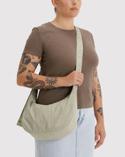 Load image into Gallery viewer, BAGGU Crescent Bag, Celadon