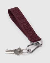 Hlaða mynd inn í gallerískoðara, BAGGU Logo Keychain, Mahogany