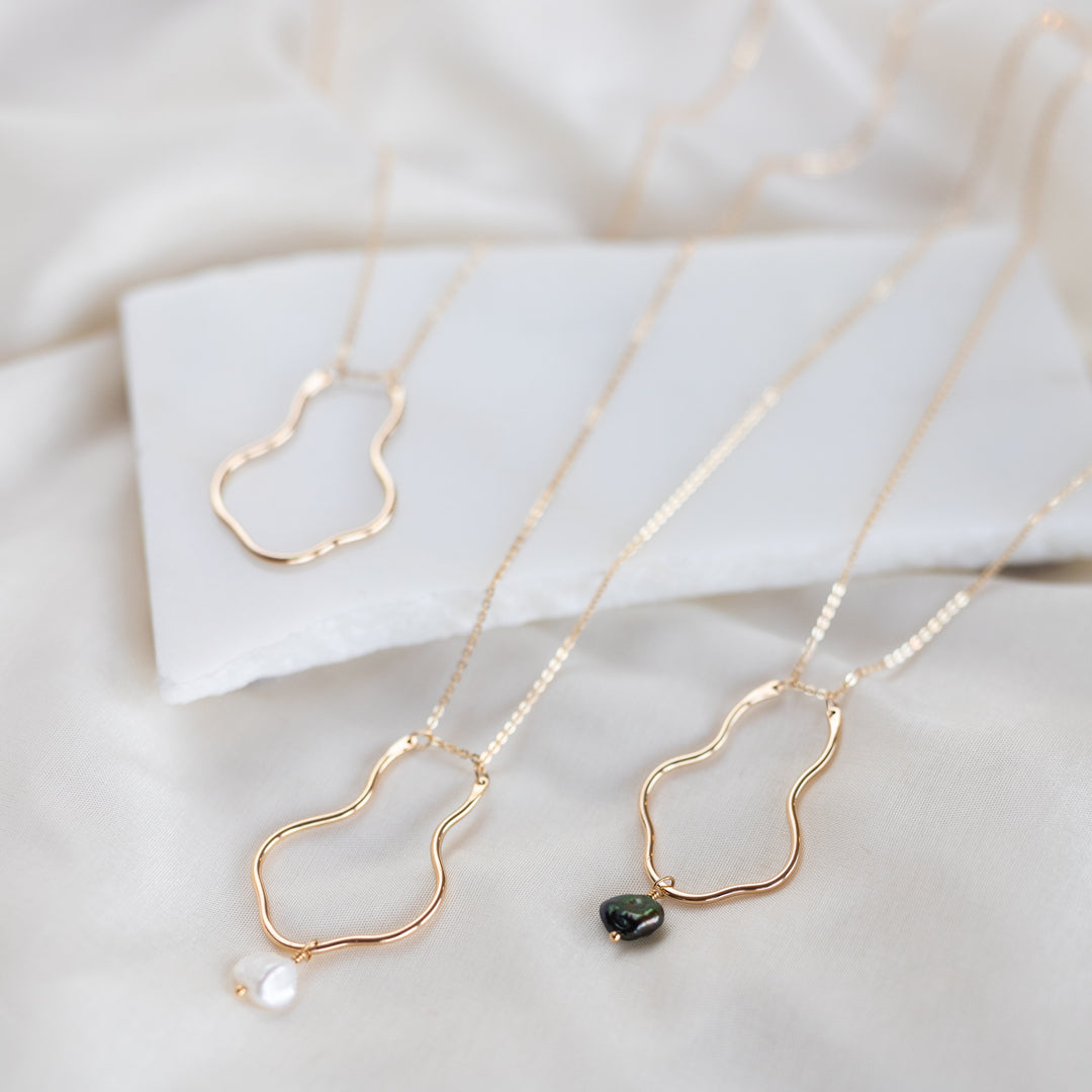 Keeper Necklace, Dark Green Pearl