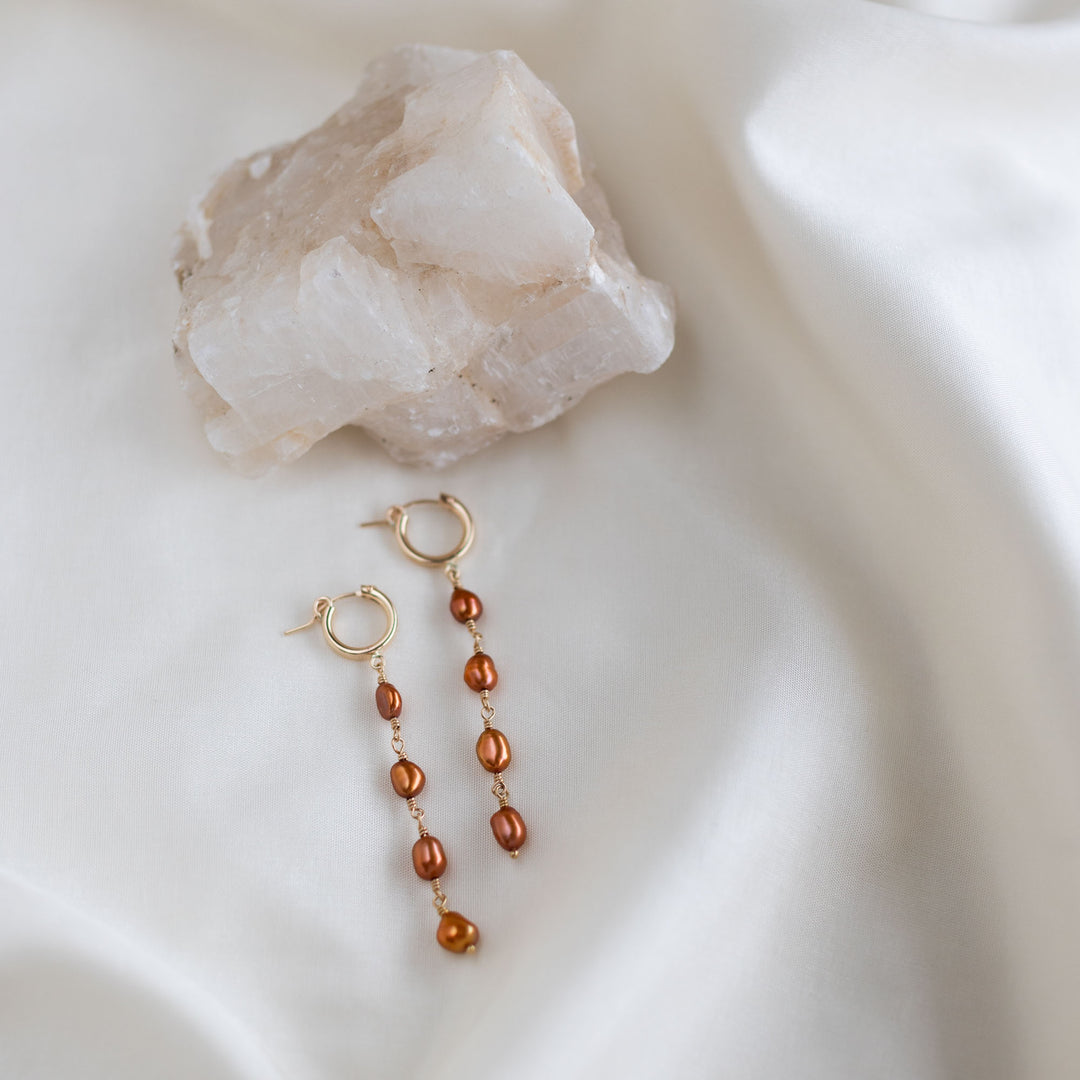 Spicy Orange Pearl eyrnalokkar