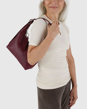Load image into Gallery viewer, BAGGU Mini Recycled Leather, Mahogany