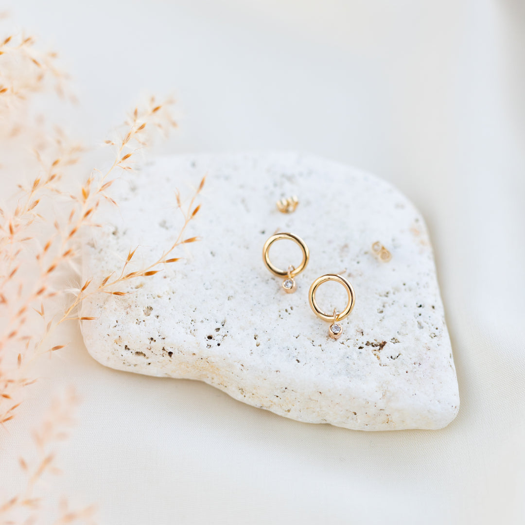 14k Circle &amp; Diamond Earrings