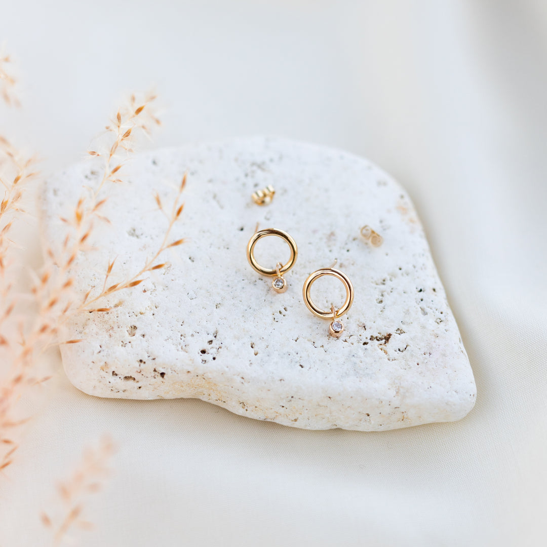 14k Circle &amp; Diamond Earrings