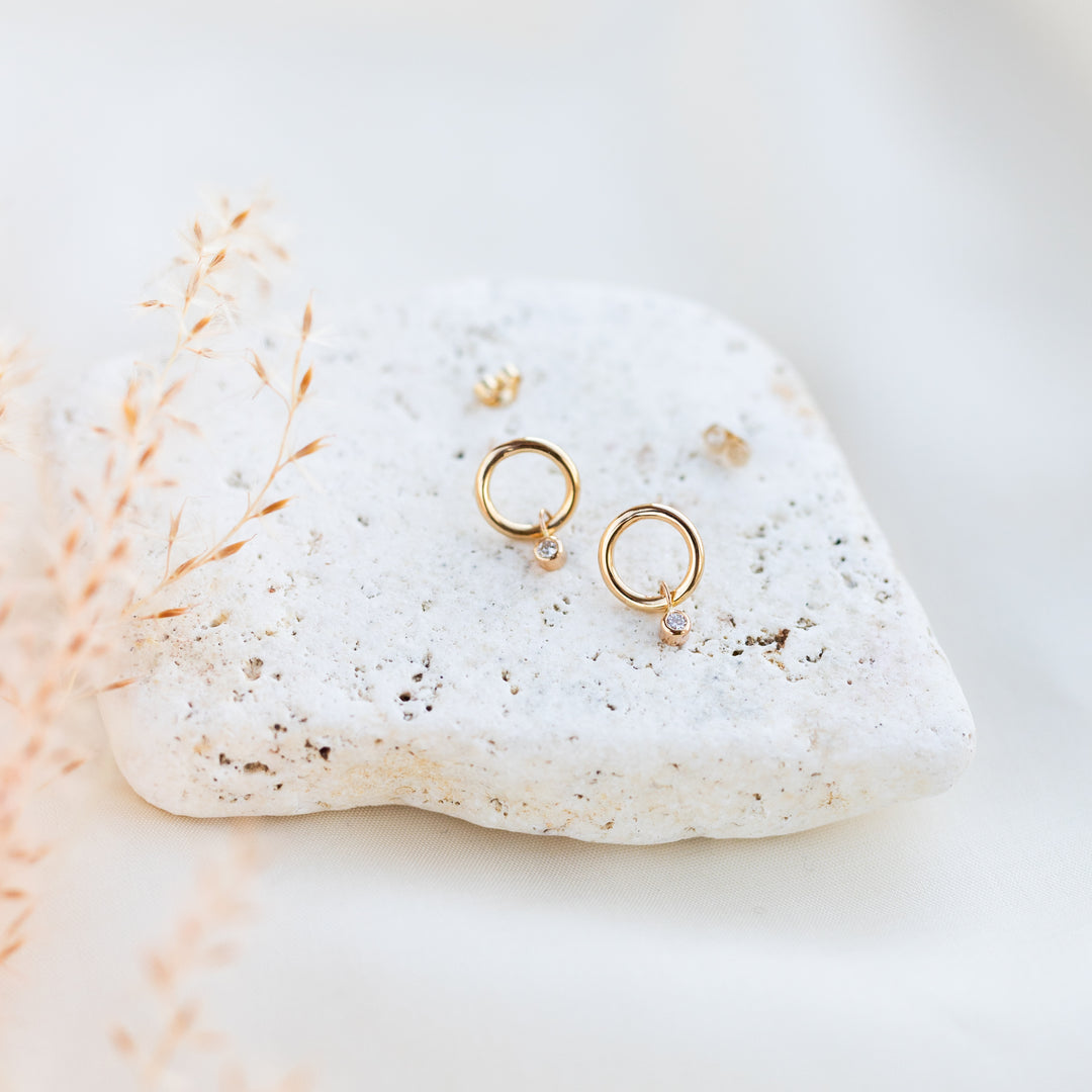 14k Circle &amp; Diamond Earrings