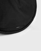 Hlaða mynd inn í gallerískoðara, Sandqvist CURVE Large Half Moon Bag, Black