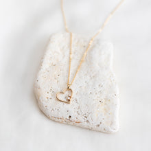 Hlaða mynd inn í gallerískoðara, Diamond Heart Necklace