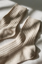 Load image into Gallery viewer, Glitter Socks, Ivory Gold