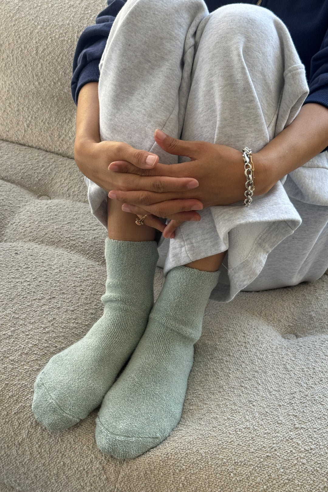 Cloud Socks, Bay